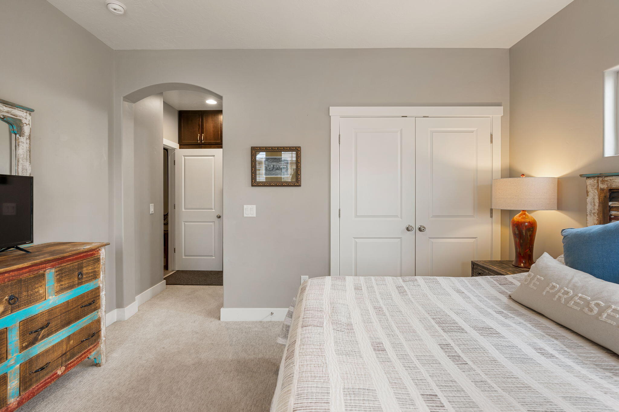 SUN VALLEY ESTATES - Residential