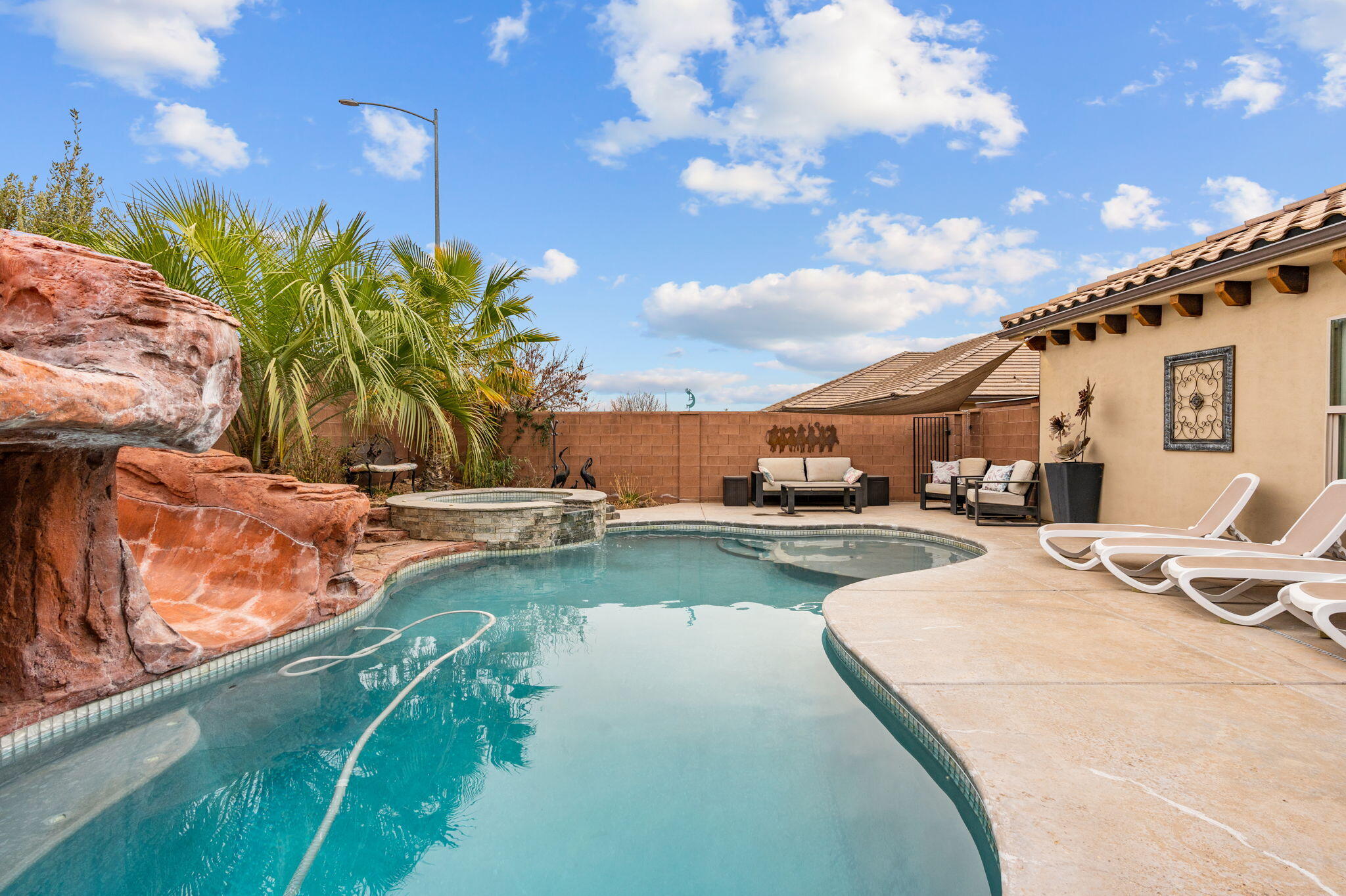 SUN VALLEY ESTATES - Residential