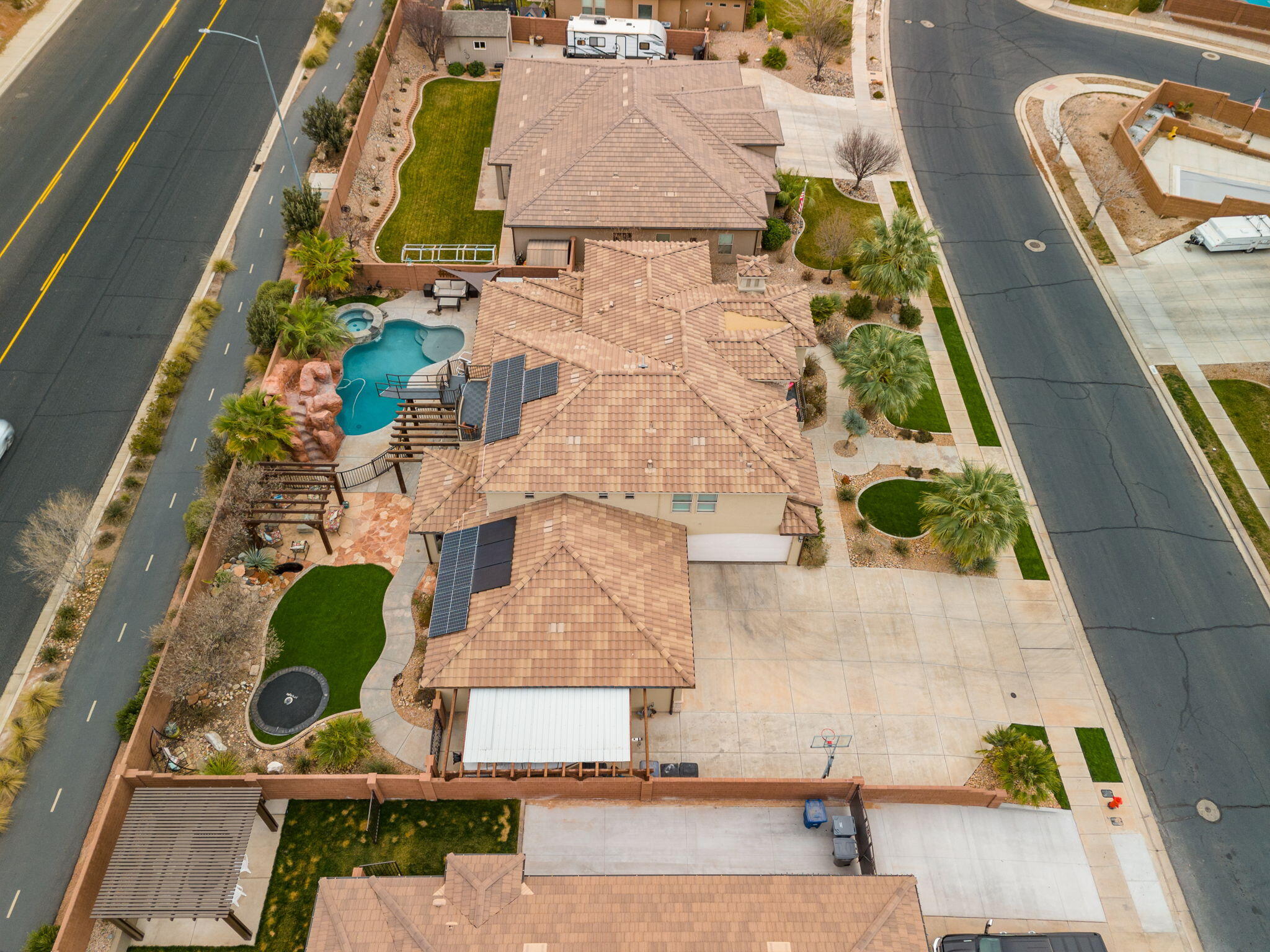 SUN VALLEY ESTATES - Residential