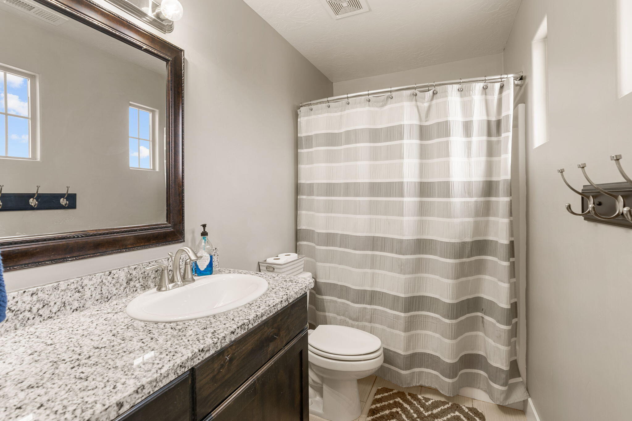 SUN VALLEY ESTATES - Residential