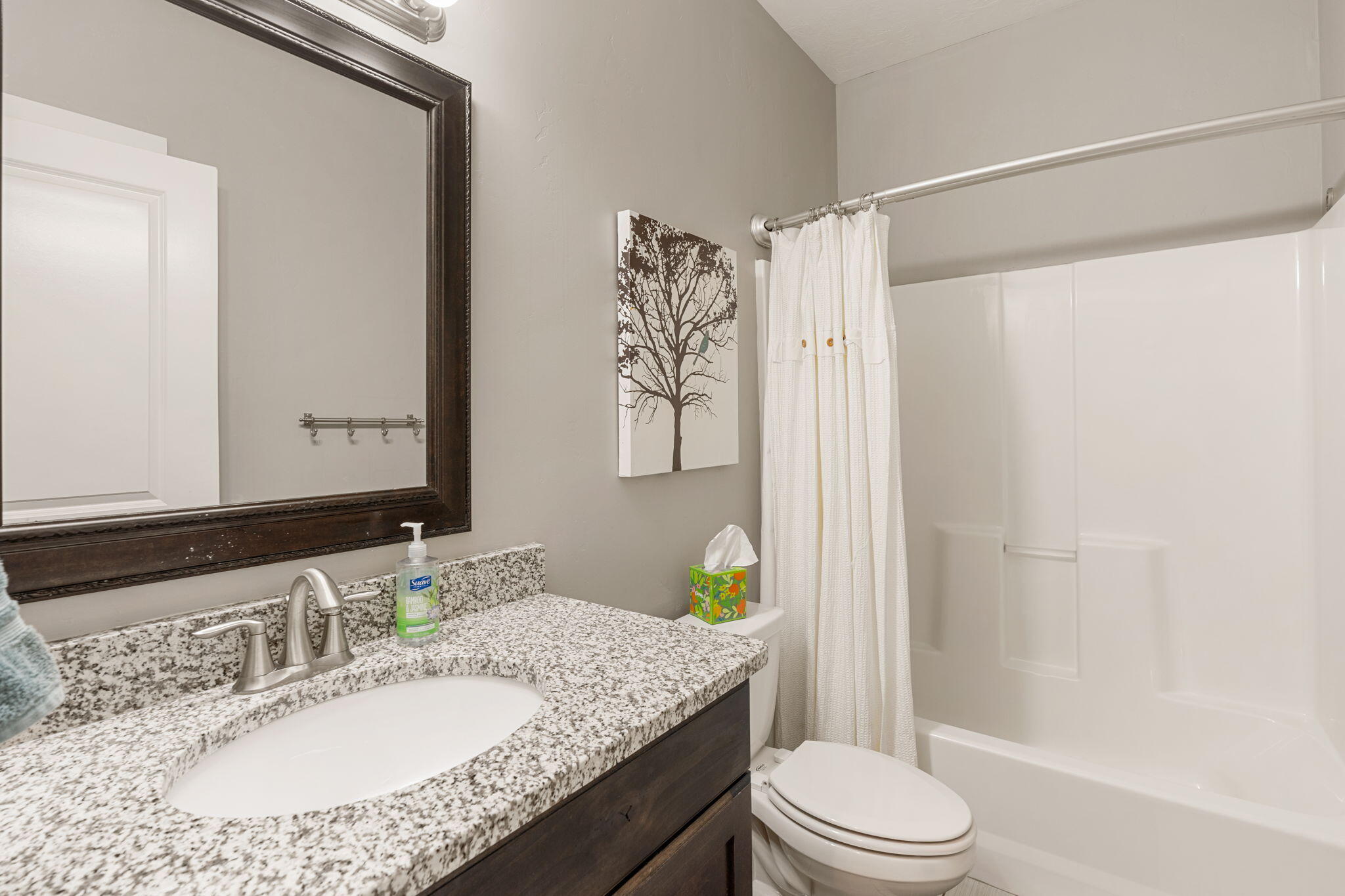 SUN VALLEY ESTATES - Residential