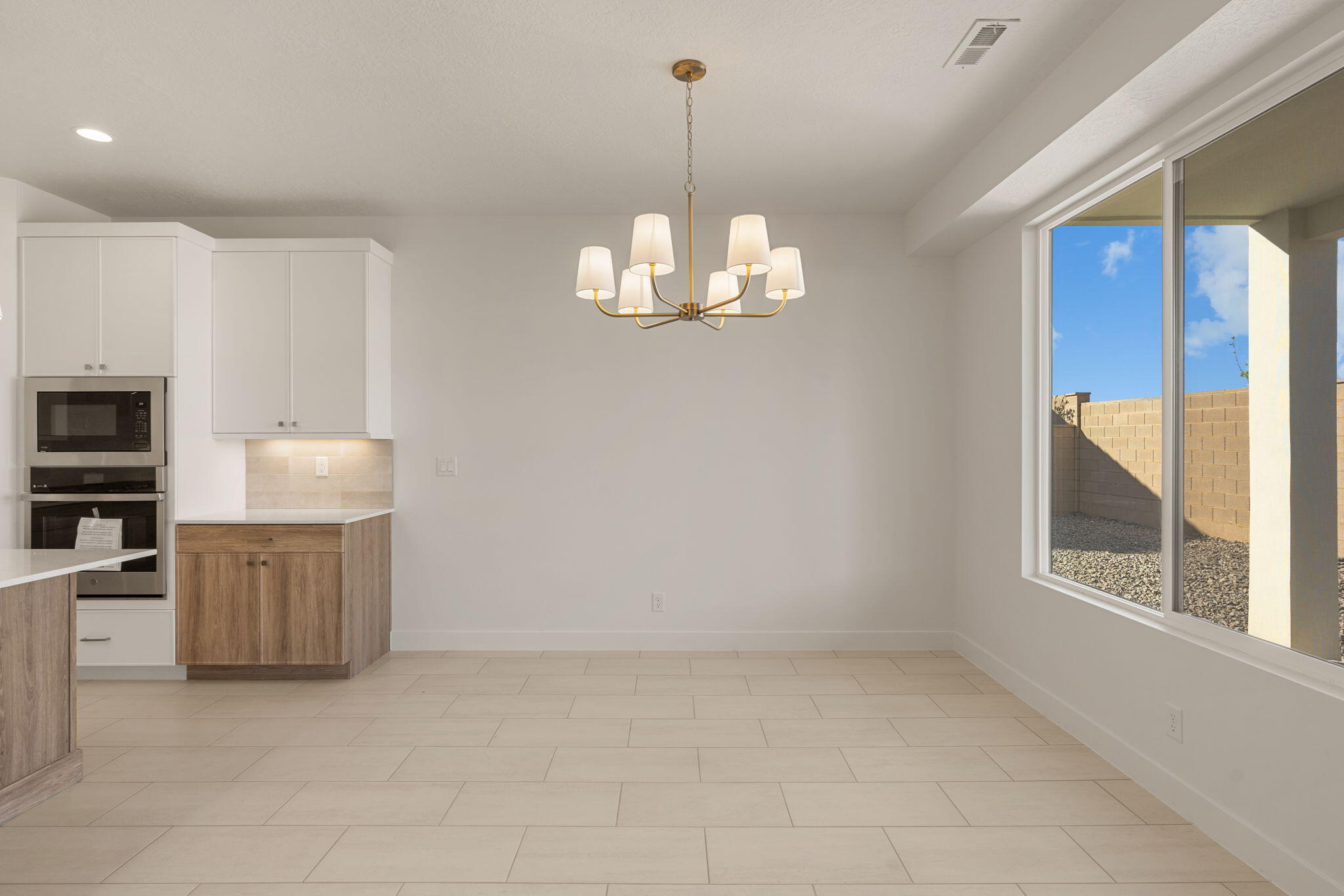 PIONEER POINTE - Residential