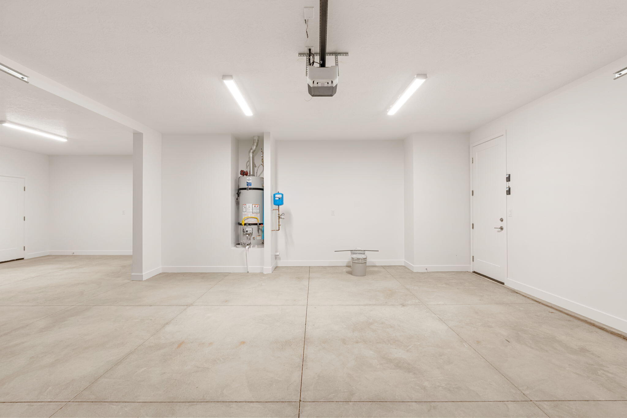 PIONEER POINTE - Residential