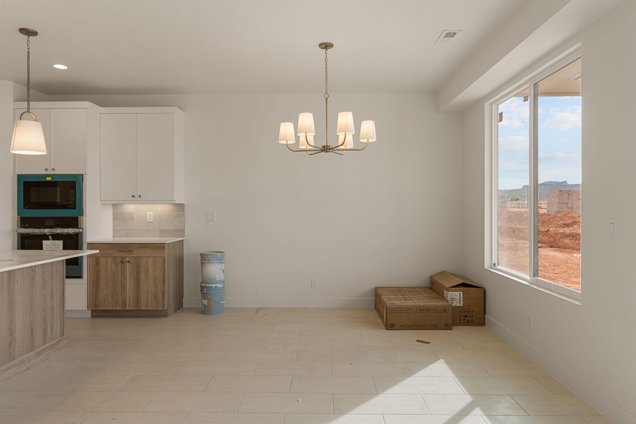 PIONEER POINTE - Residential