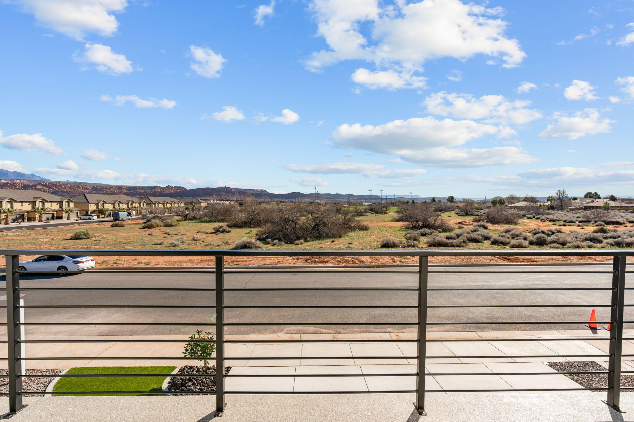 PIONEER POINTE - Residential