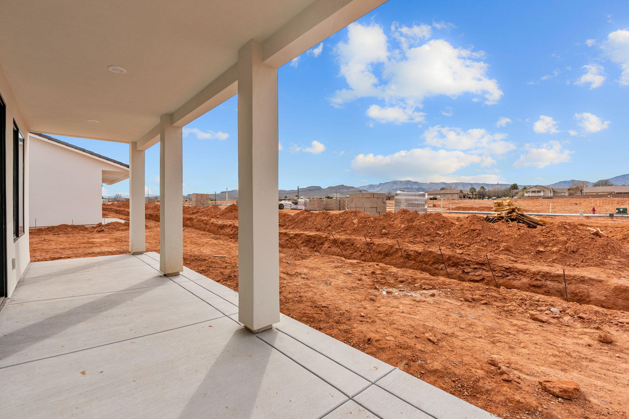 PIONEER POINTE - Residential