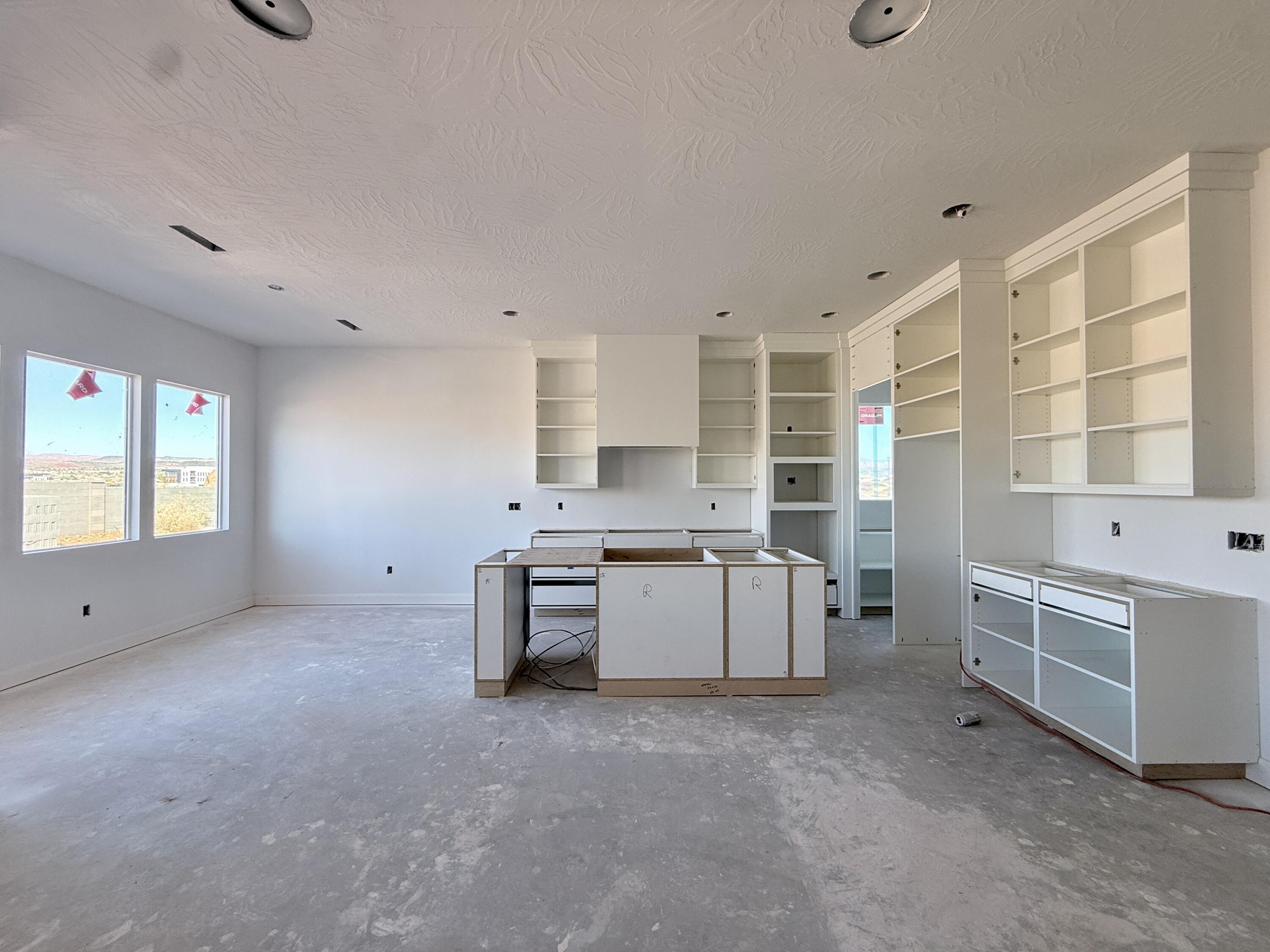 FRANKLIN FIELDS - Residential