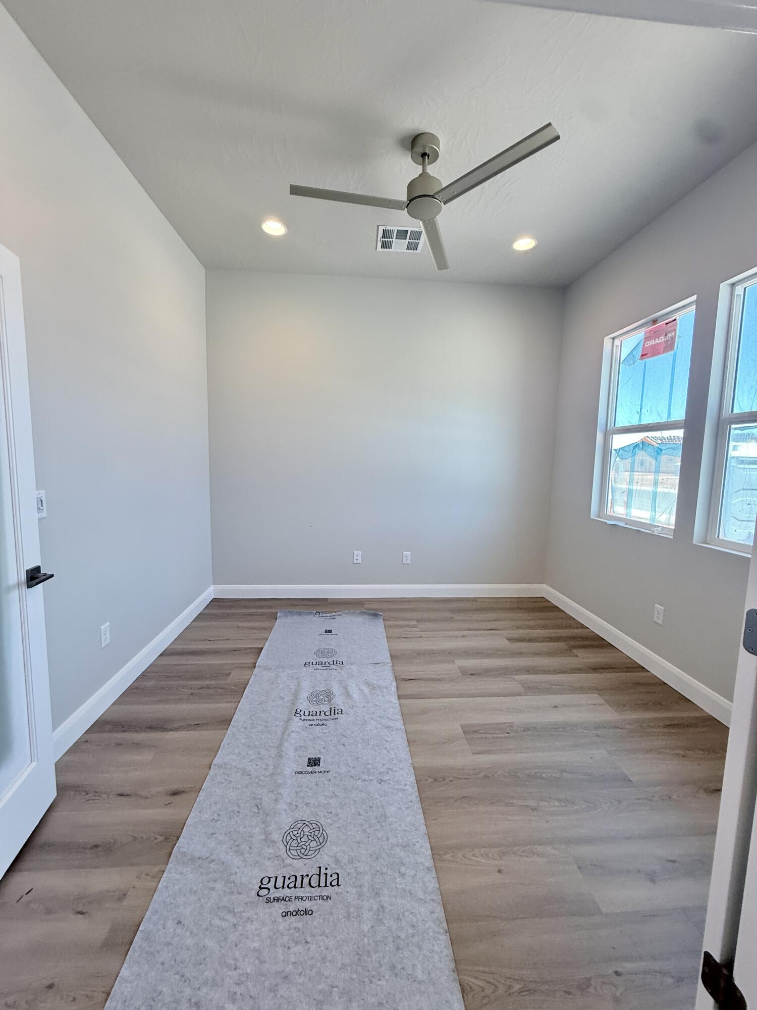 FRANKLIN FIELDS - Residential