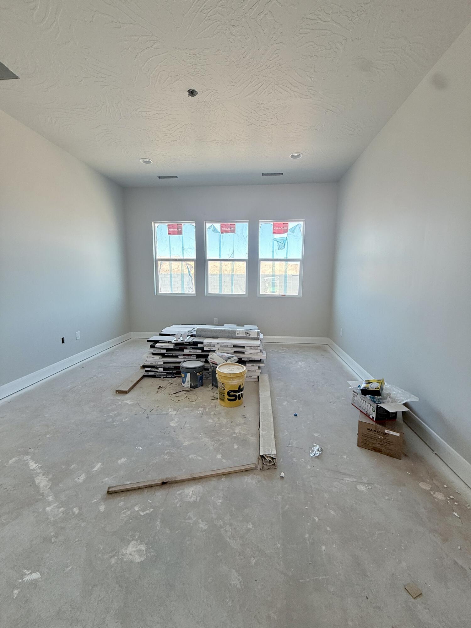 FRANKLIN FIELDS - Residential