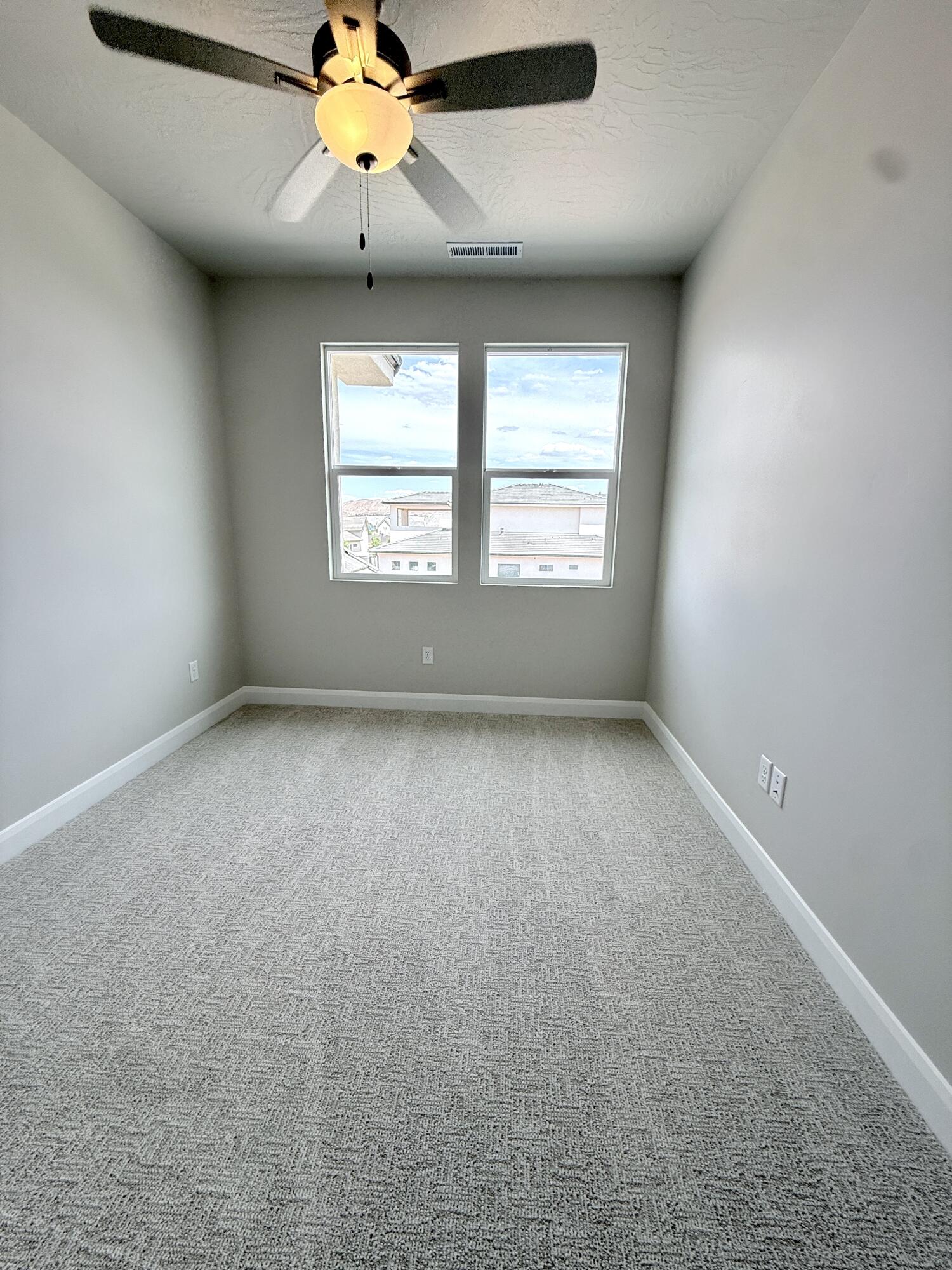 FRANKLIN FIELDS - Residential