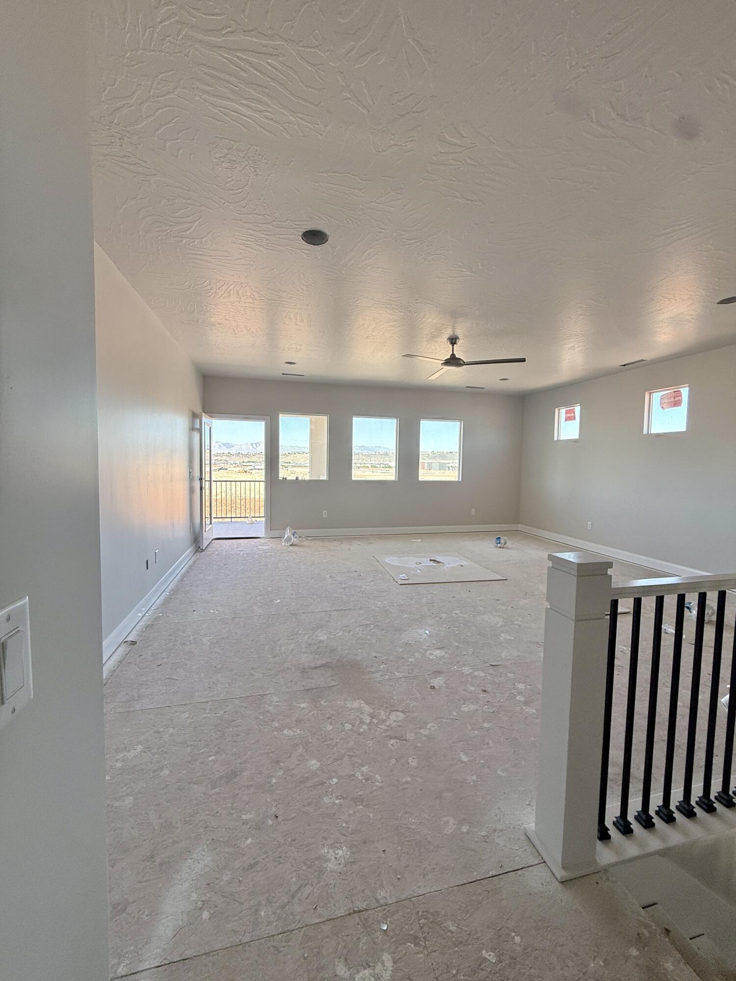 FRANKLIN FIELDS - Residential