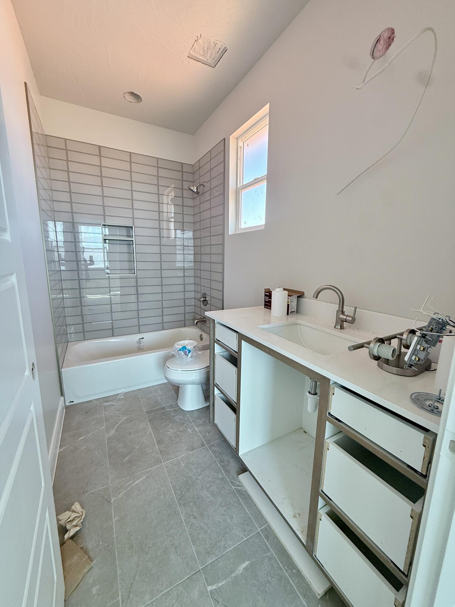 FRANKLIN FIELDS - Residential