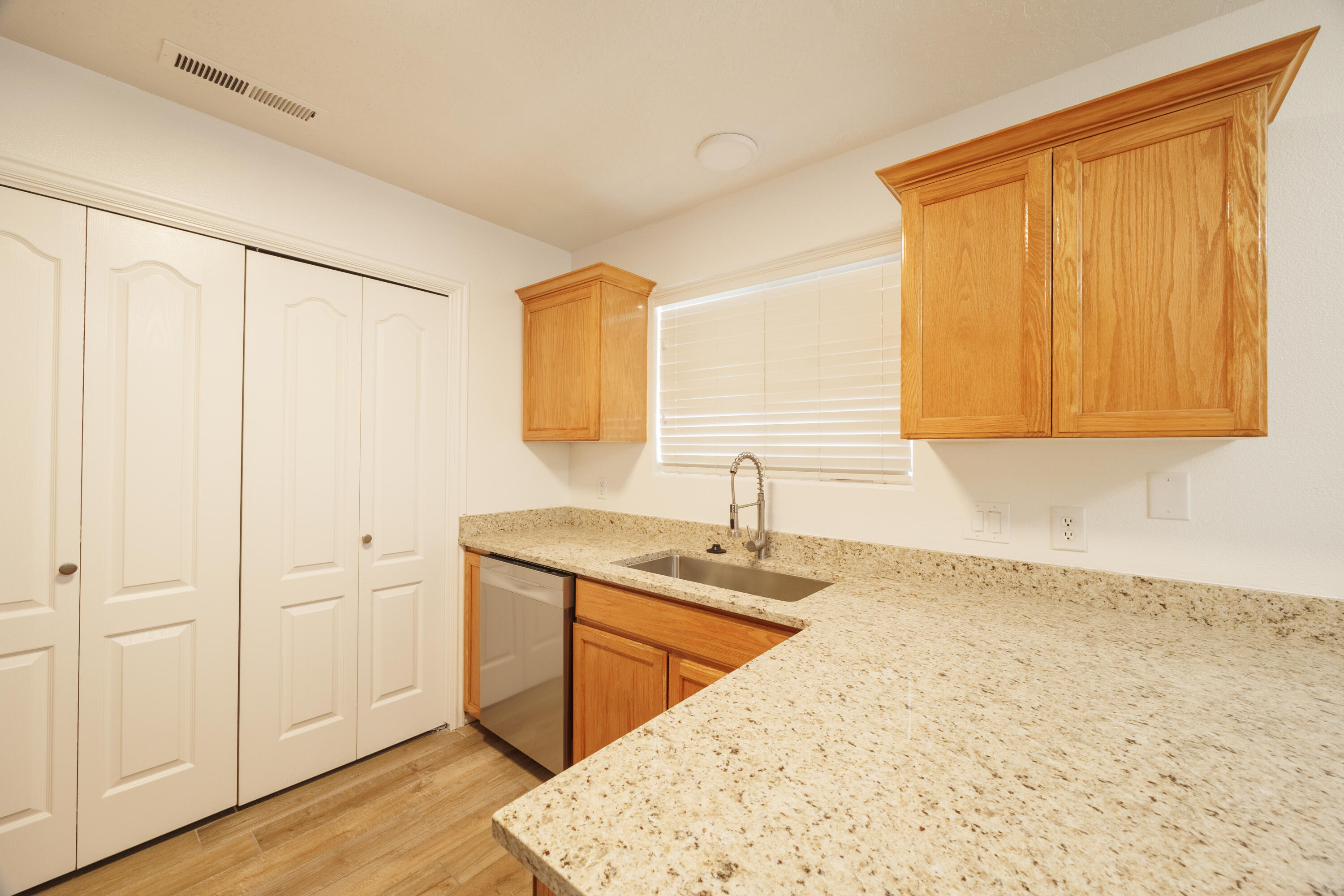 VILLAGE - Residential