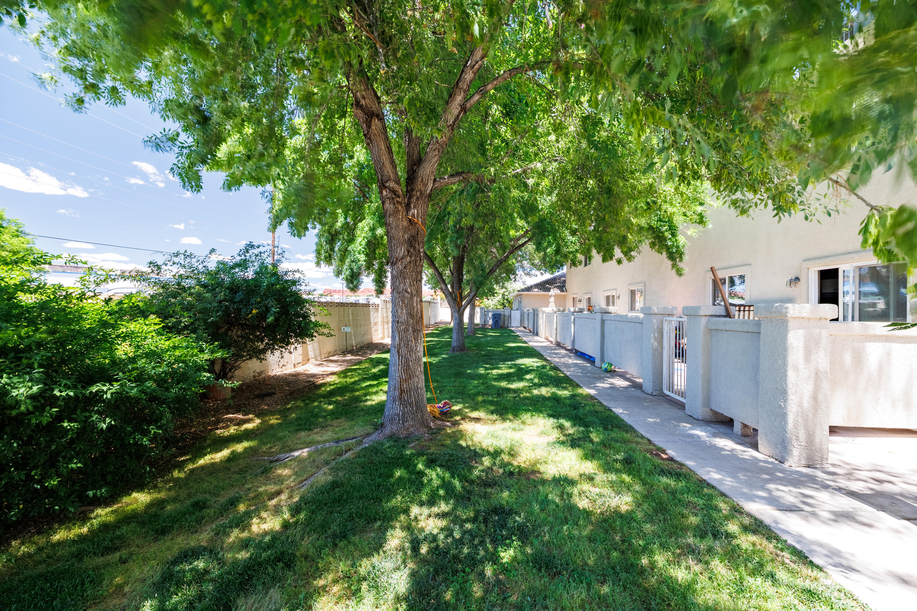 VILLAGE - Residential