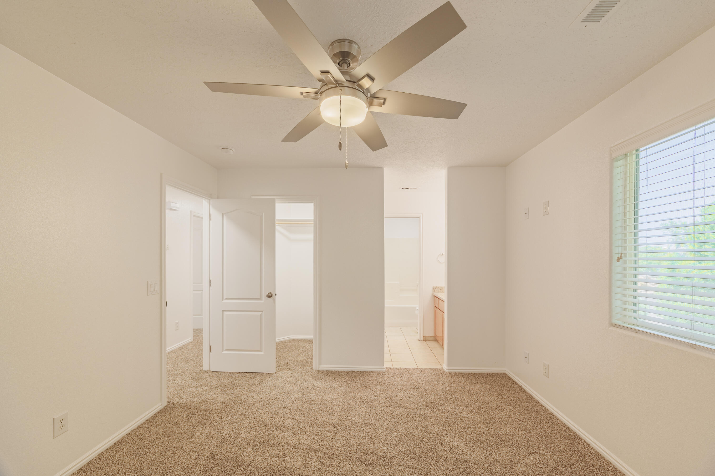 VILLAGE - Residential