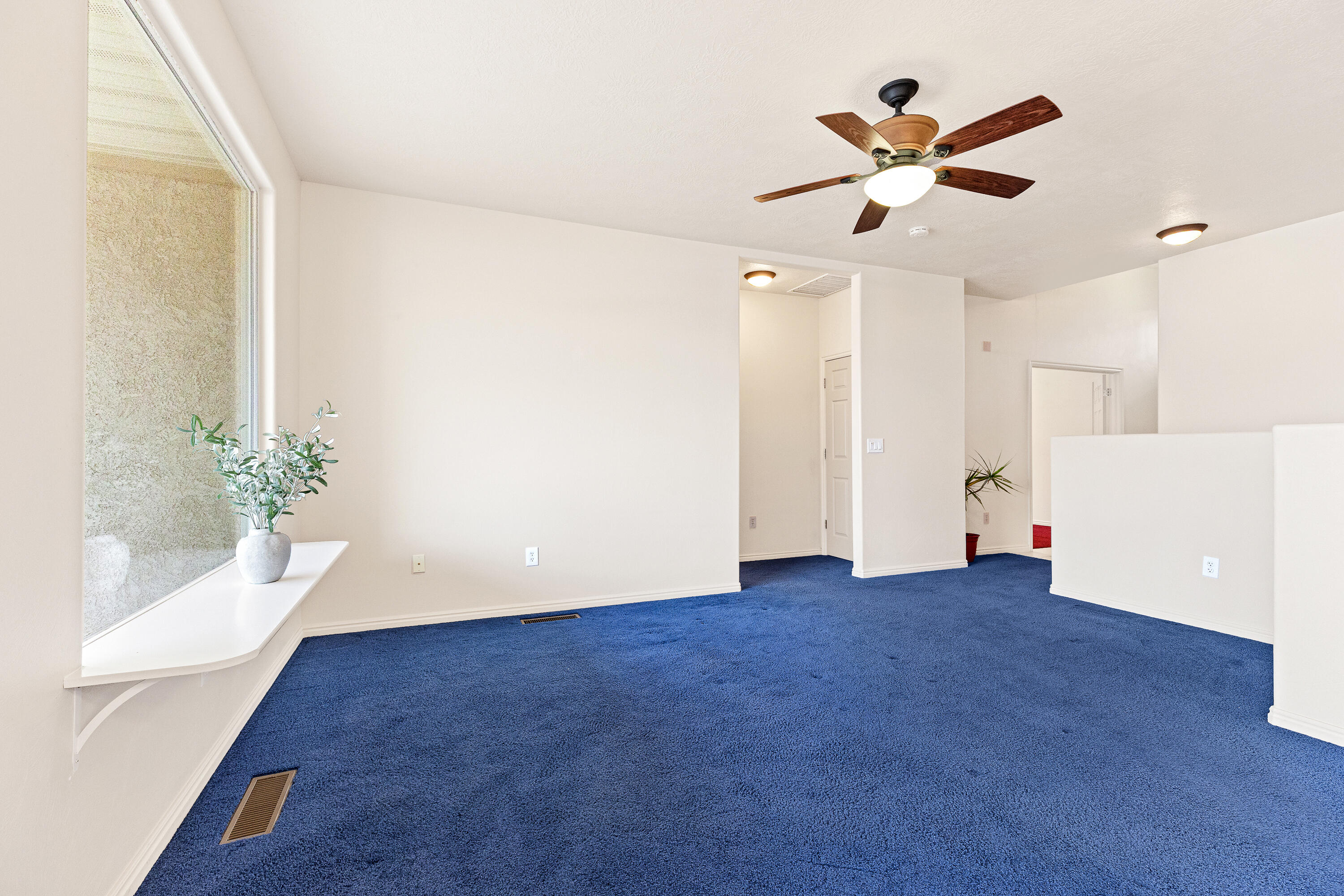 RIDGEPOINTE - Residential