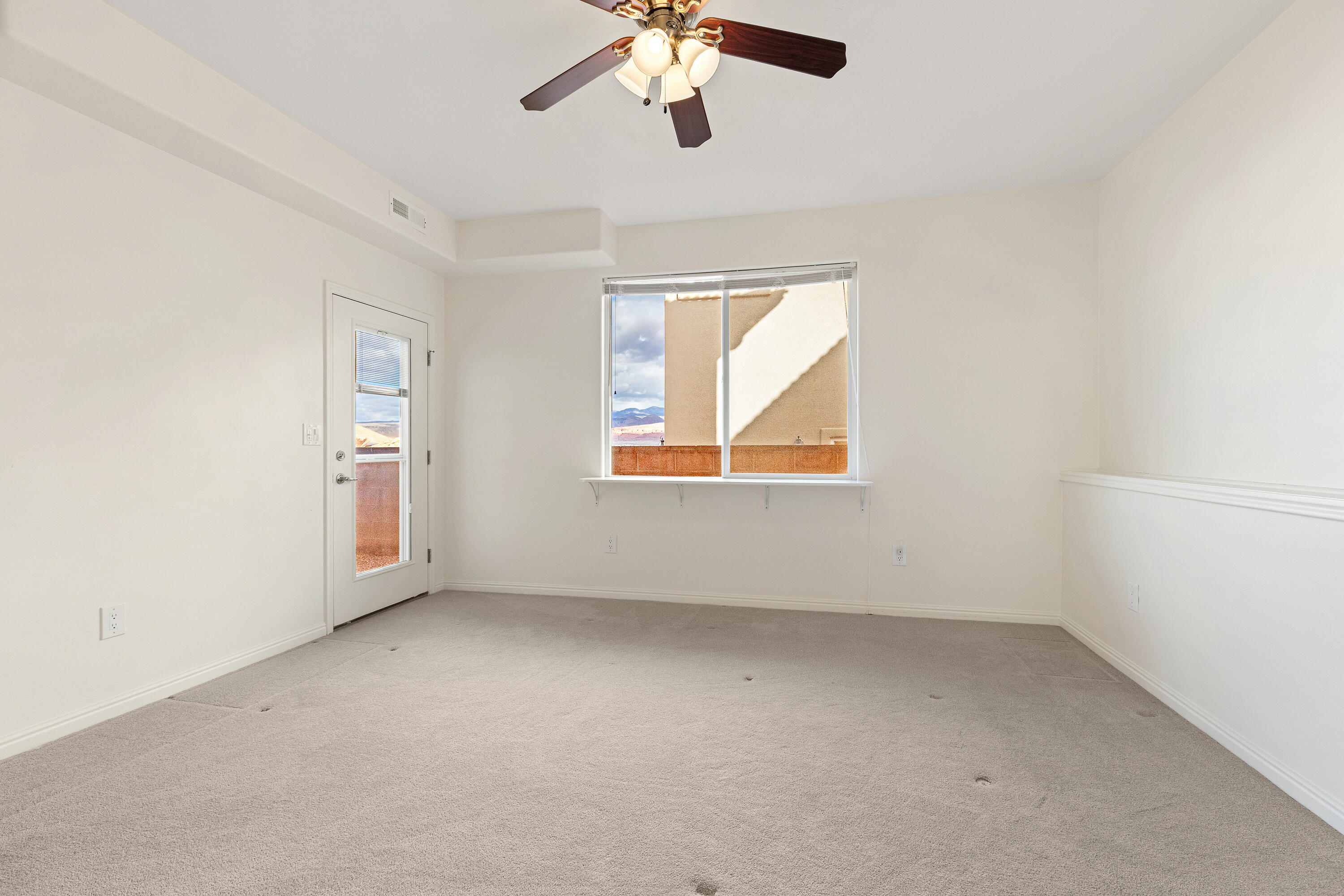 RIDGEPOINTE - Residential