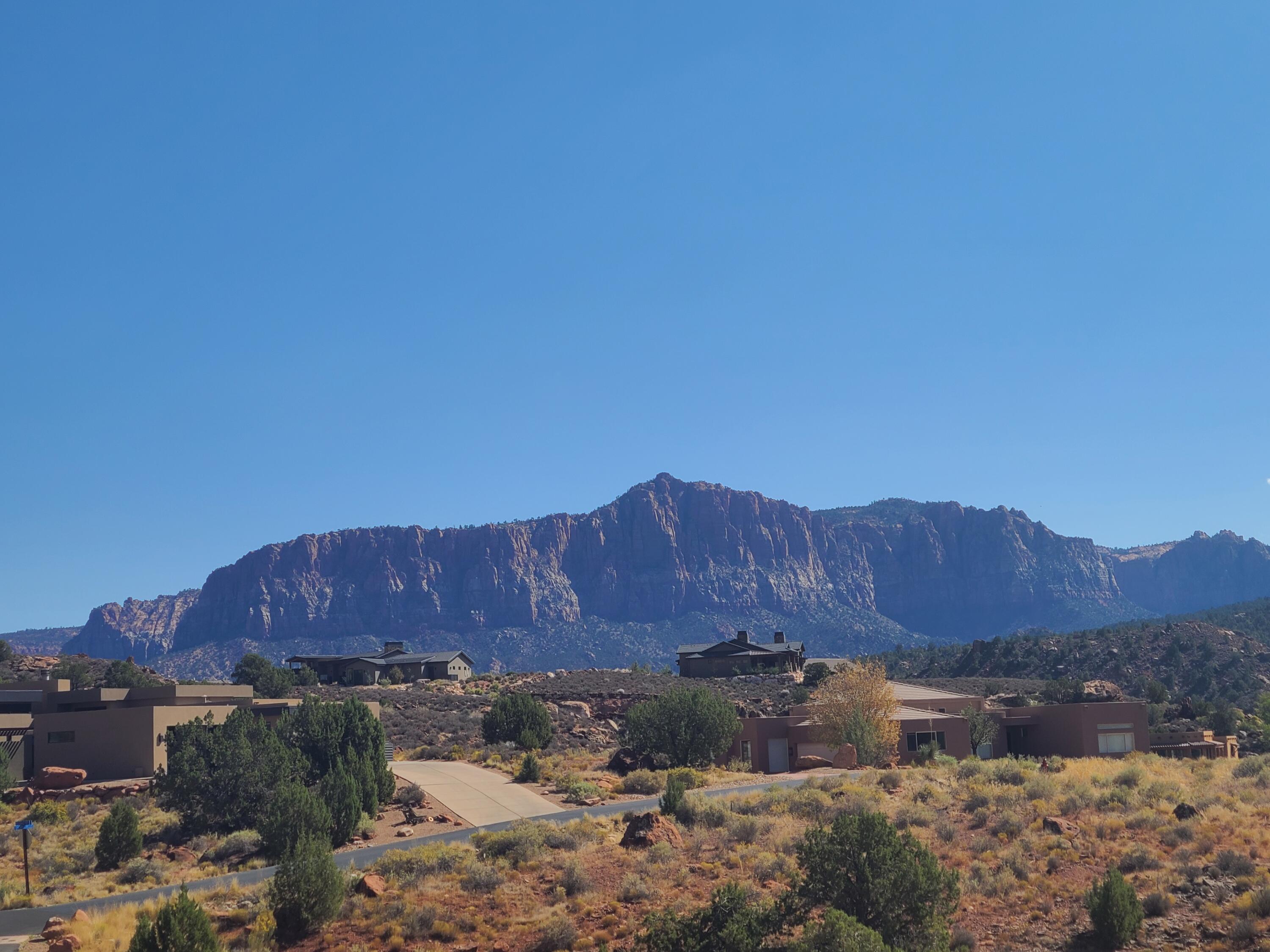 ANASAZI PLATEAU - Land