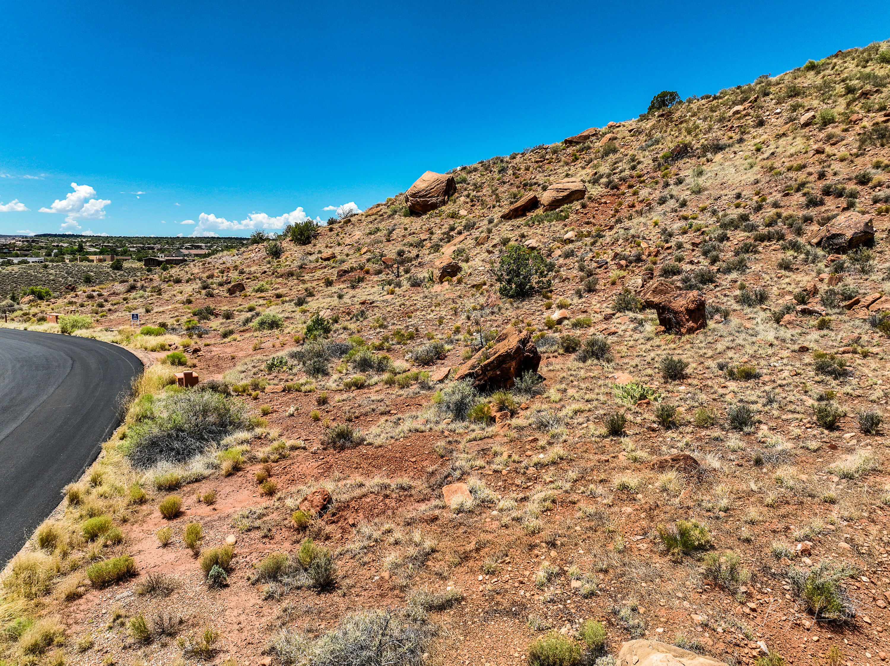 ANASAZI PLATEAU - Land