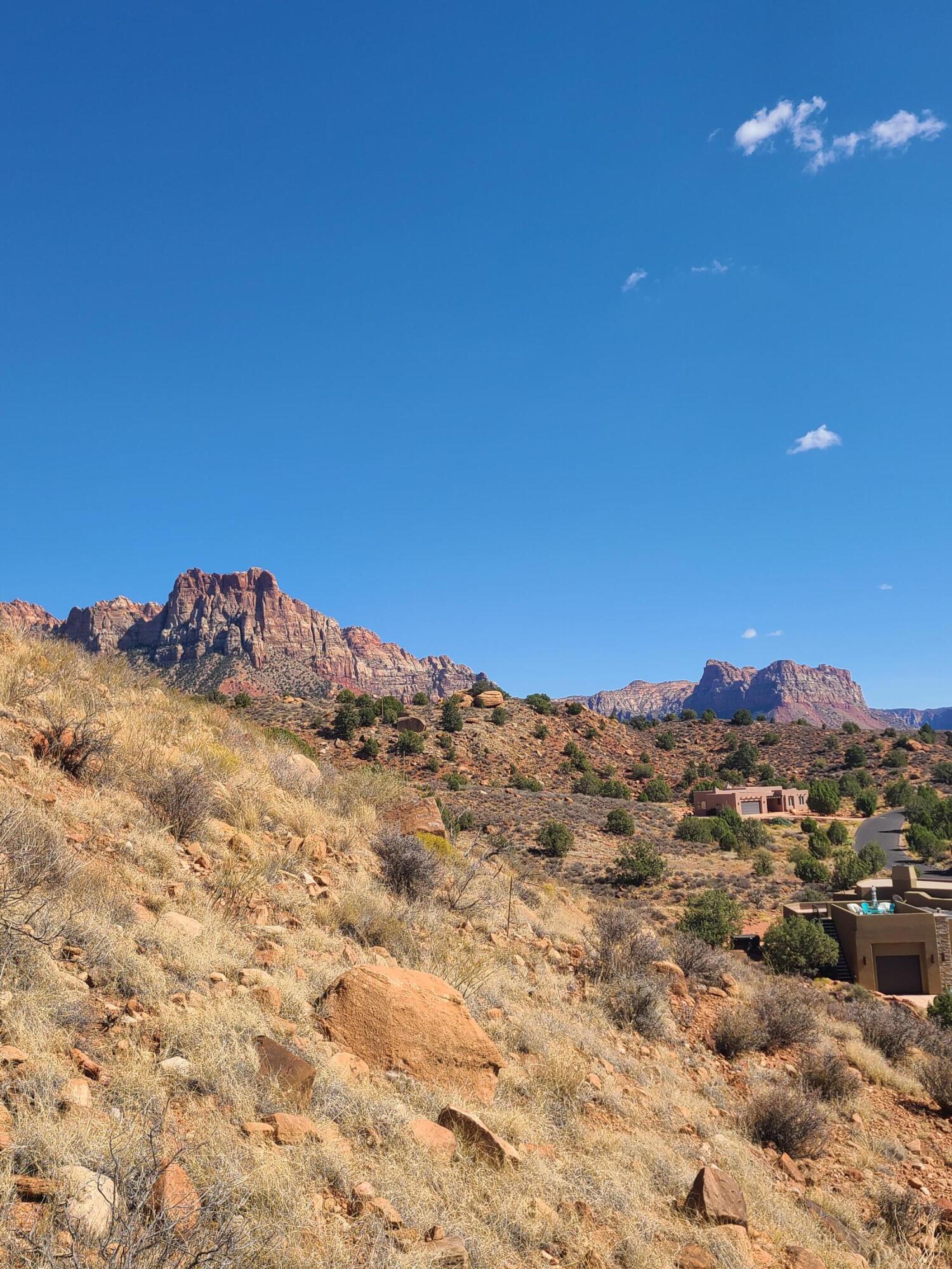 ANASAZI PLATEAU - Land