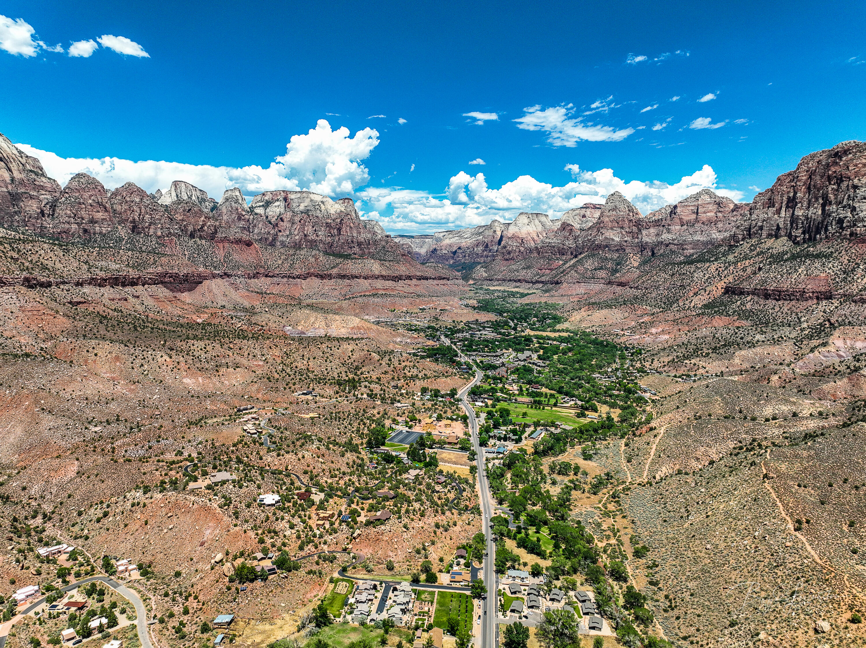 ANASAZI PLATEAU - Land