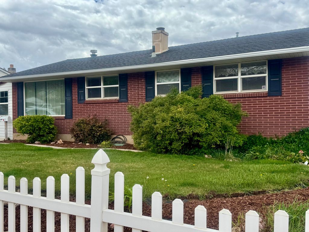 Photo of 506 S 75 E, Cedar City, UT 84720 (MLS # 26-271515)
