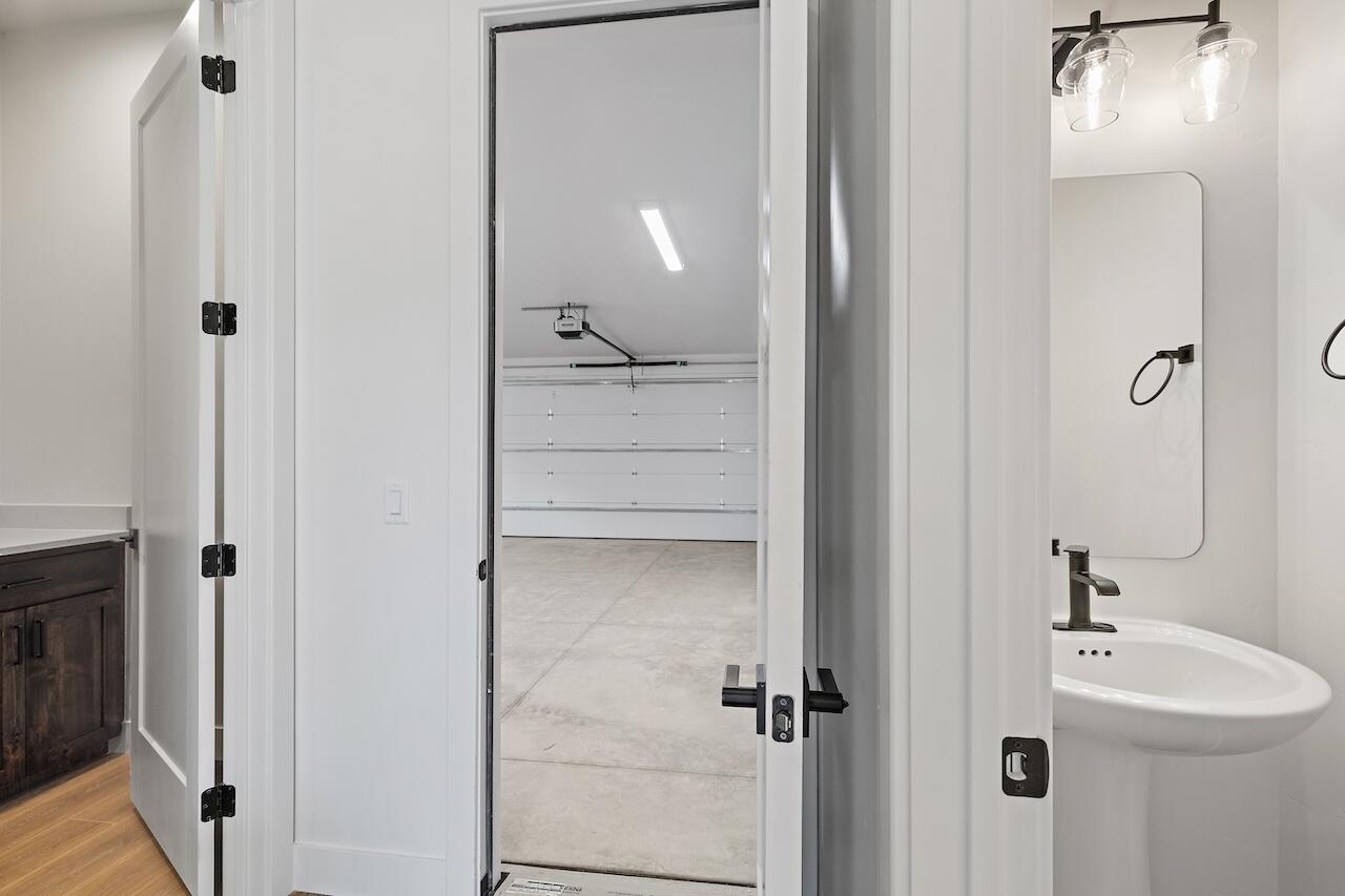 SAND HOLLOW VILLAGE - Residential