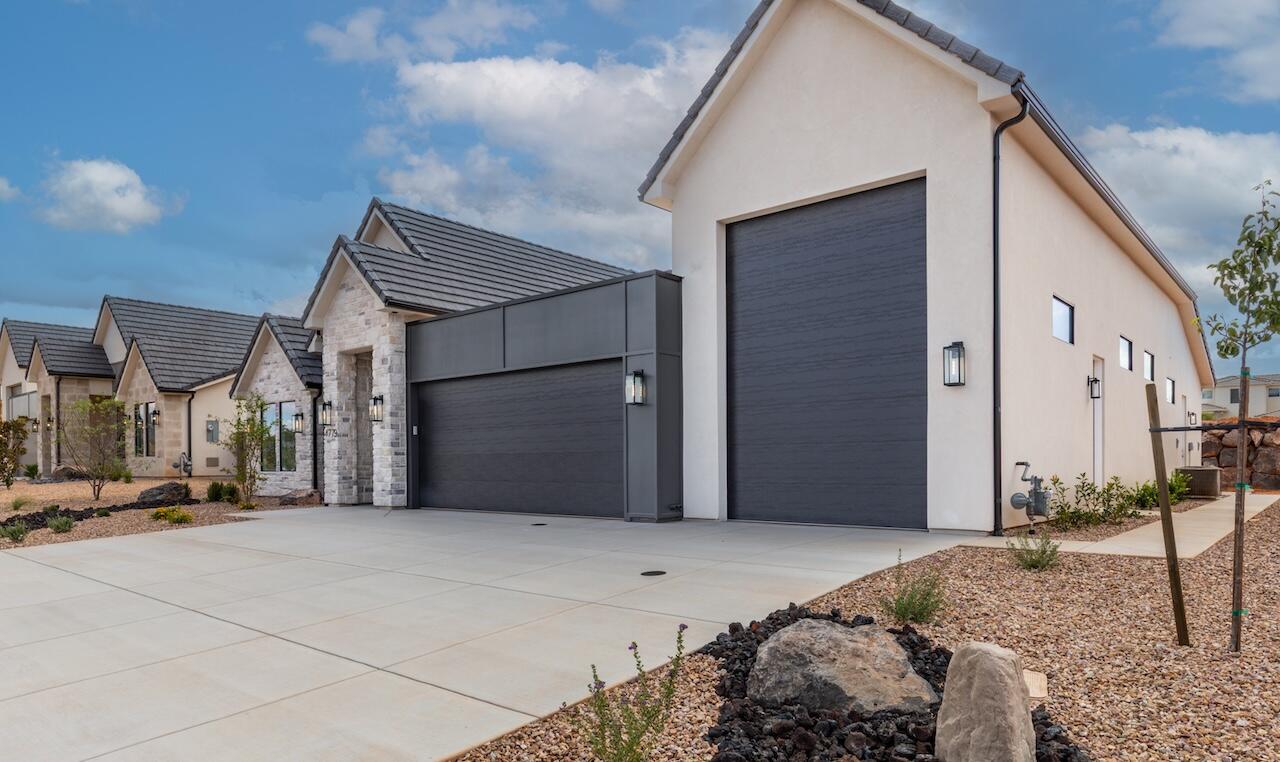 SAND HOLLOW VILLAGE - Residential