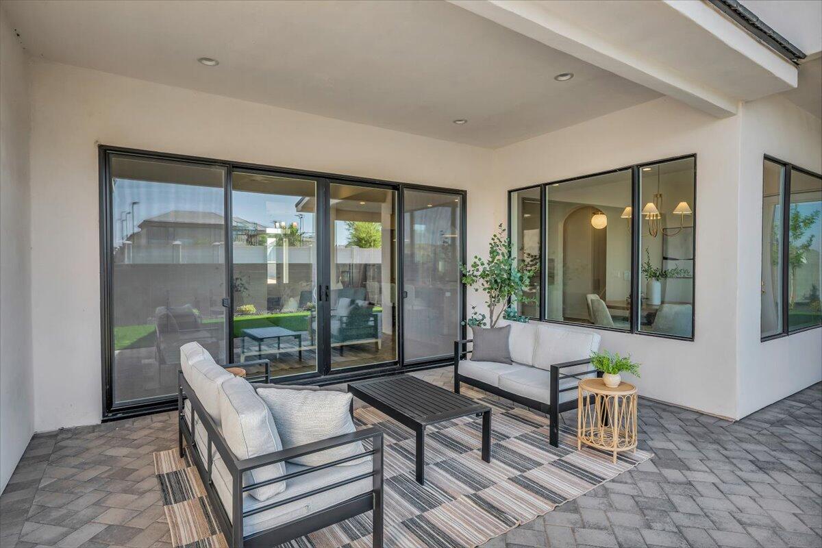 MOORLAND PARK - Residential