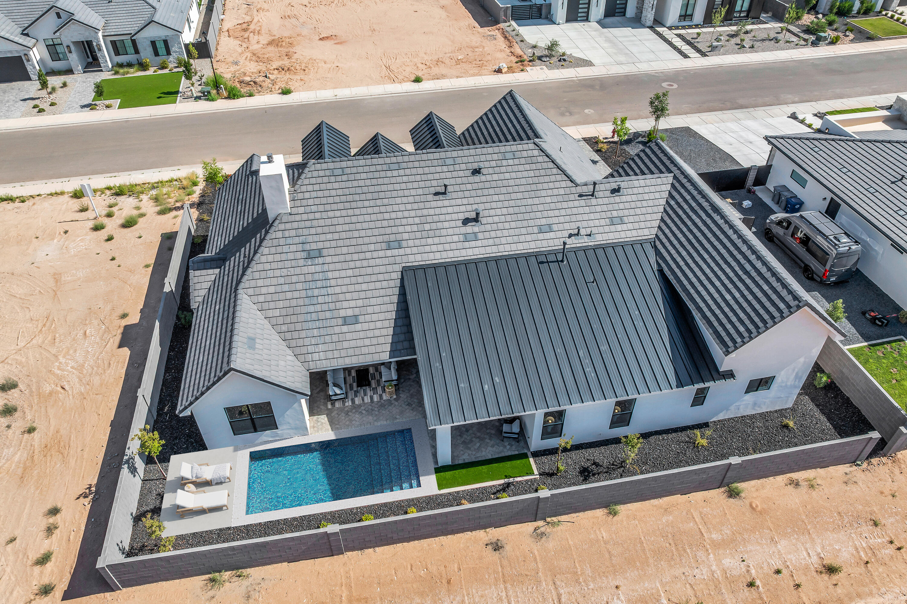 MOORLAND PARK - Residential