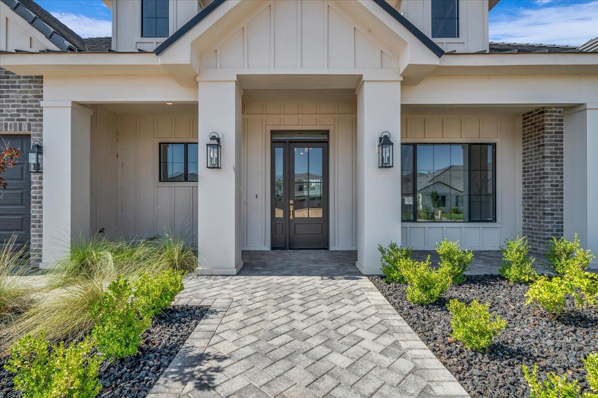 MOORLAND PARK - Residential