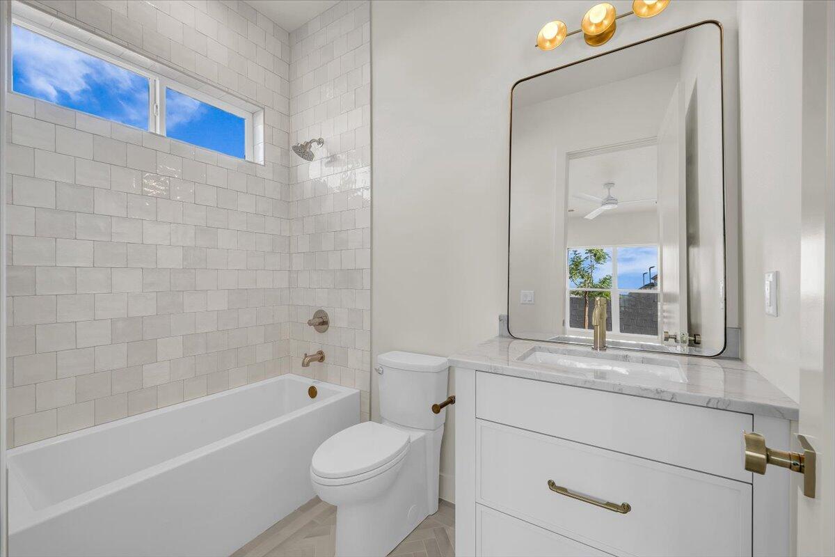 MOORLAND PARK - Residential