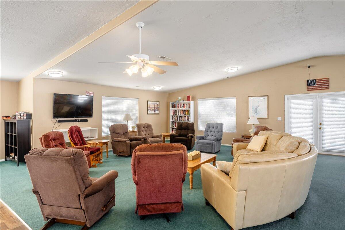 PADRE LAKES TOWNHOMES - Residential