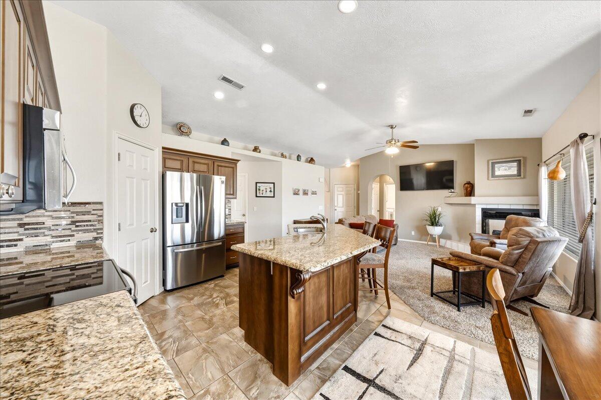 PADRE LAKES TOWNHOMES - Residential