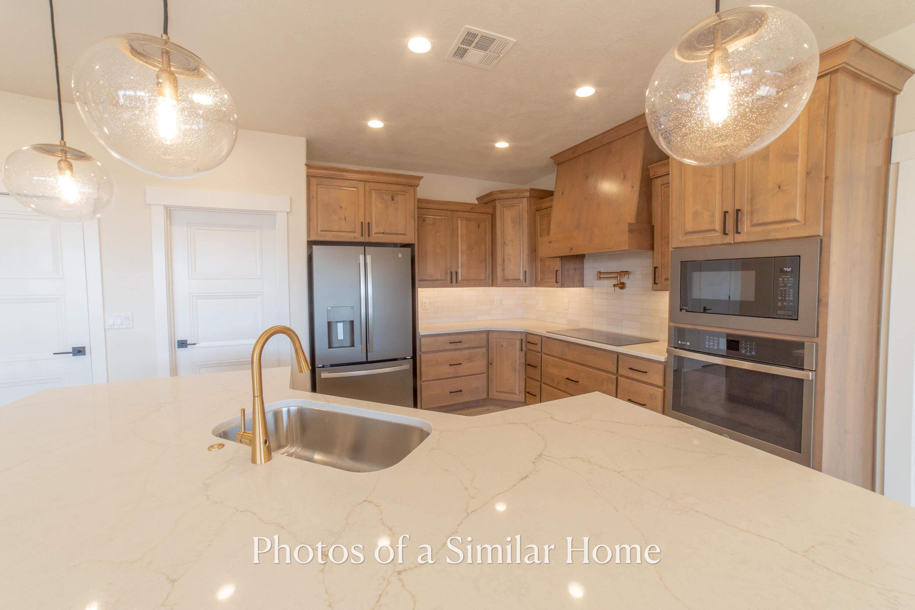 SKY VALLEY - Residential