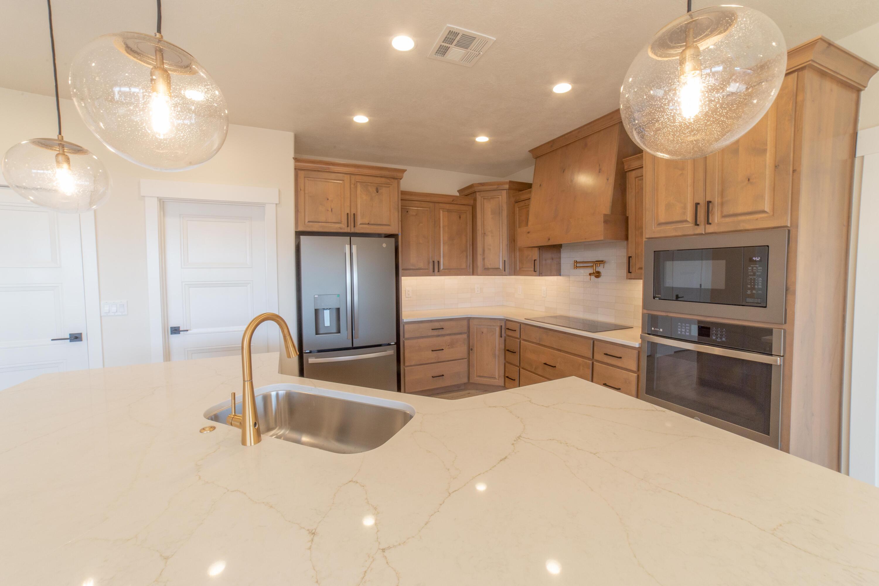 SKY VALLEY - Residential