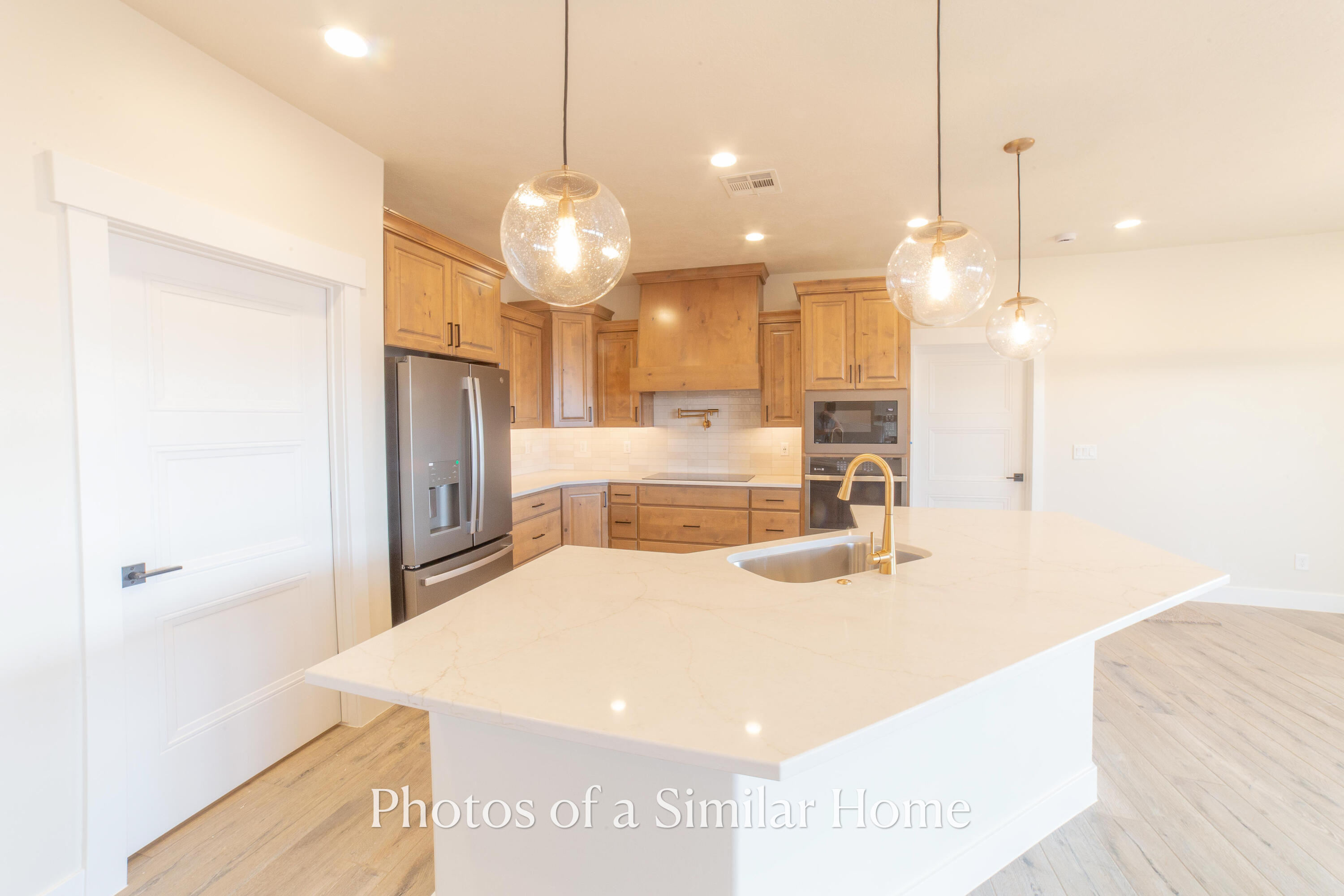 SKY VALLEY - Residential