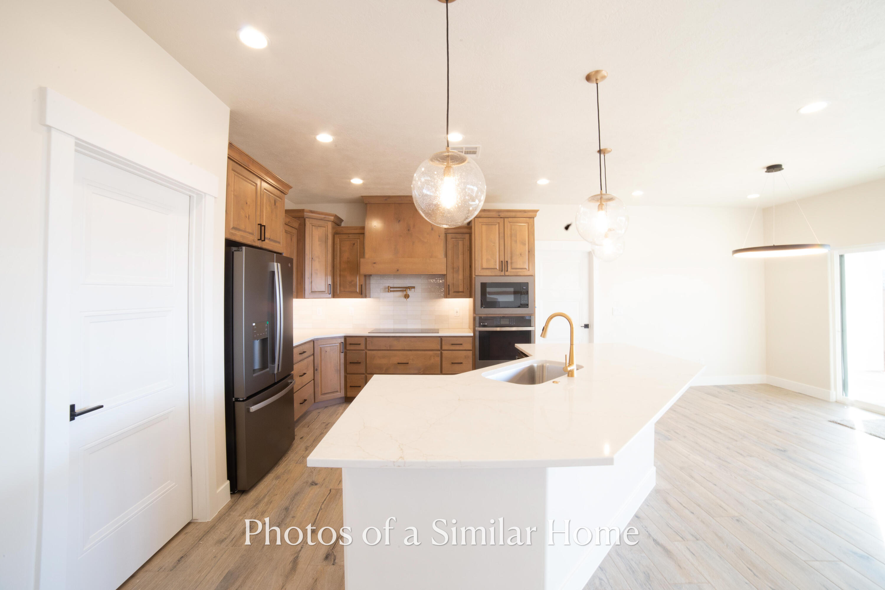 SKY VALLEY - Residential