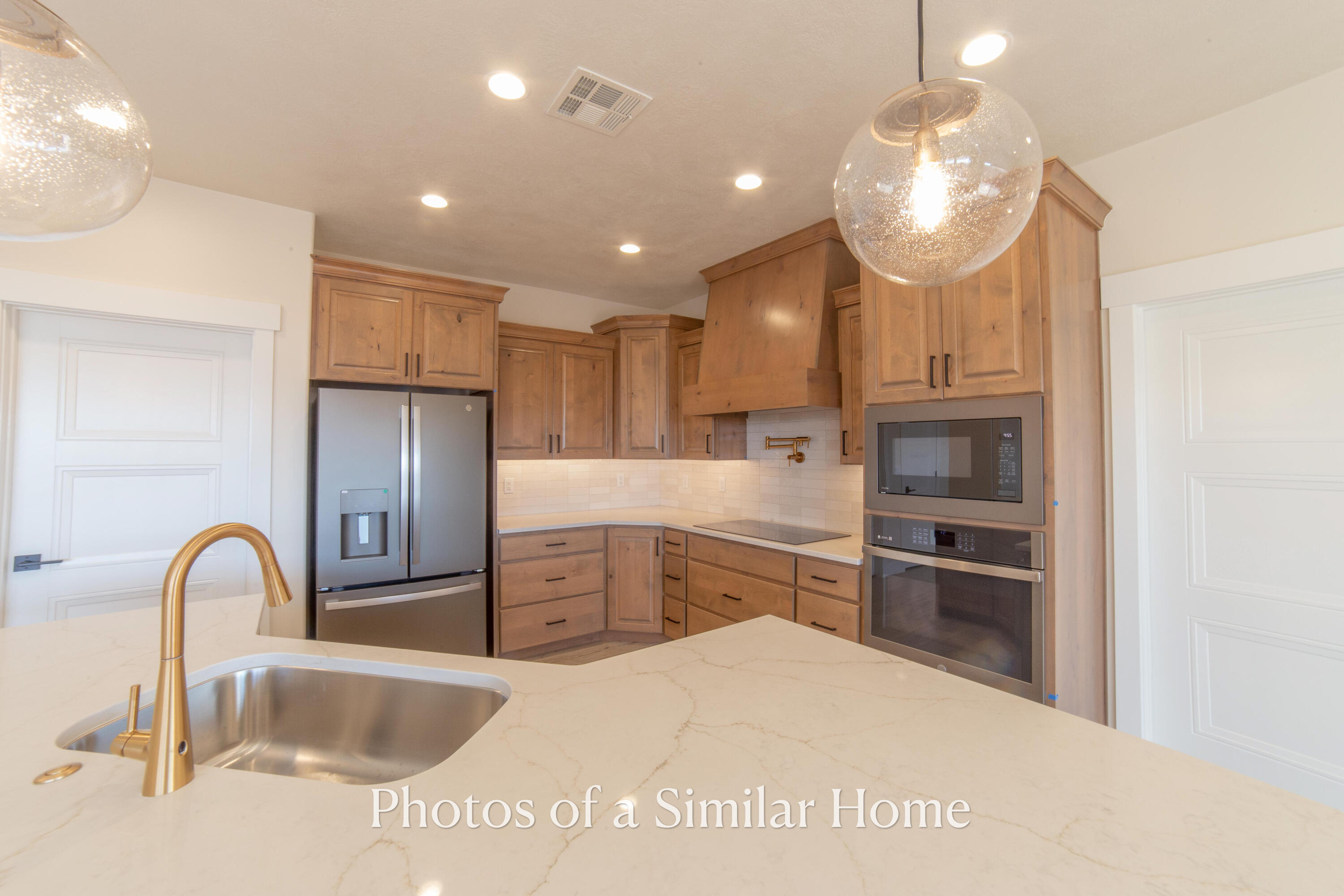 SKY VALLEY - Residential