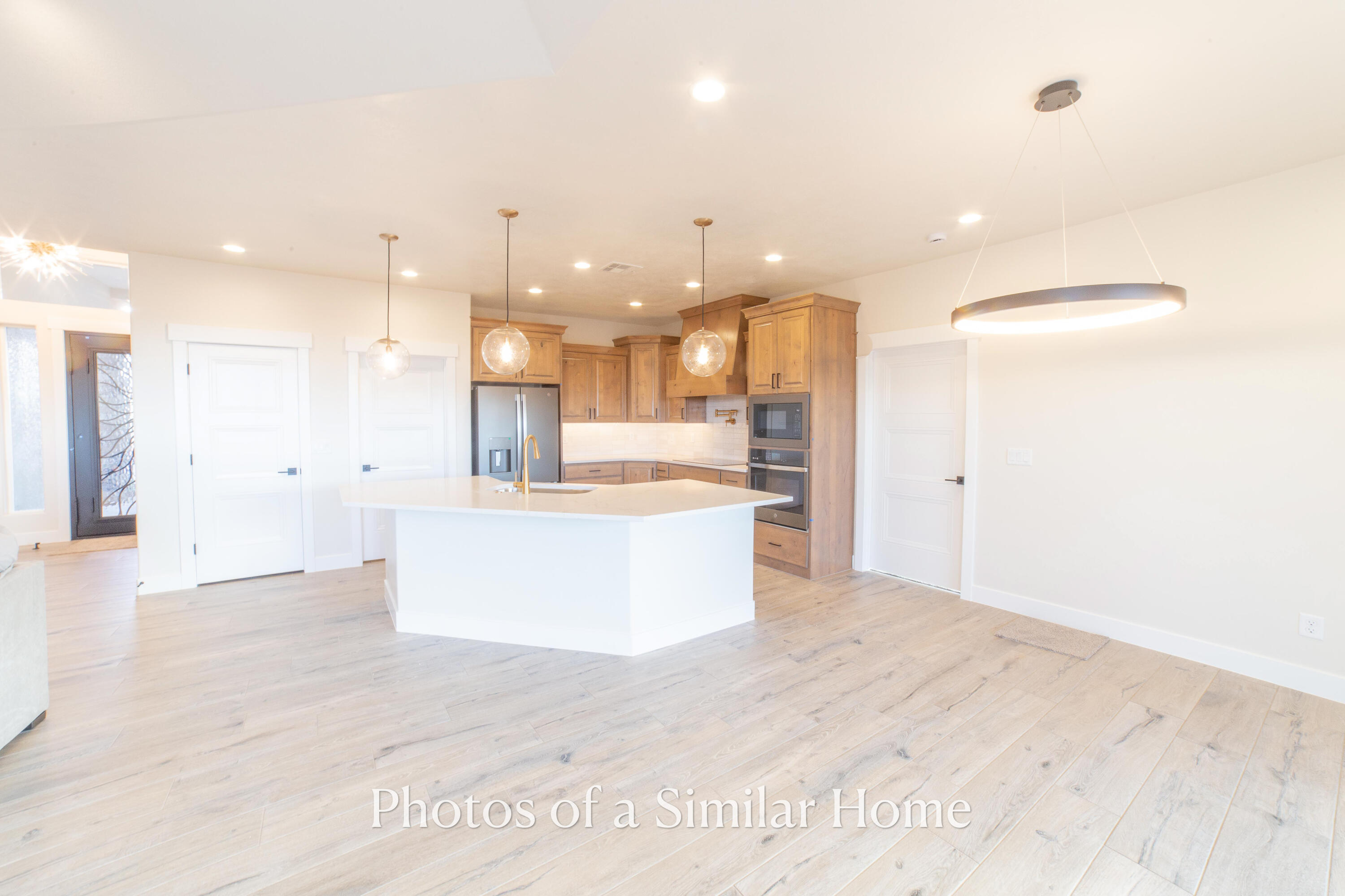 SKY VALLEY - Residential