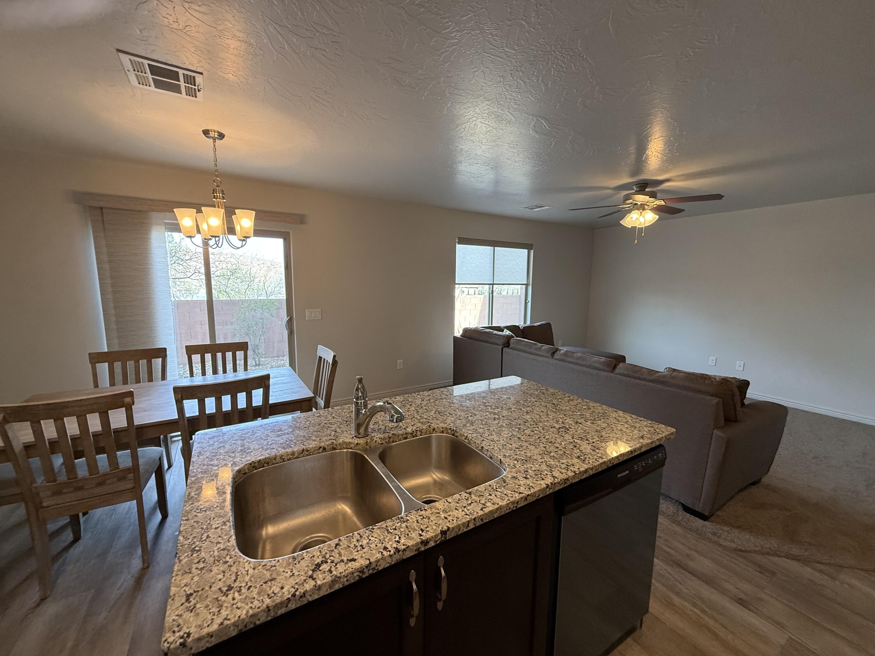 FOSSIL HILLS TH - Residential