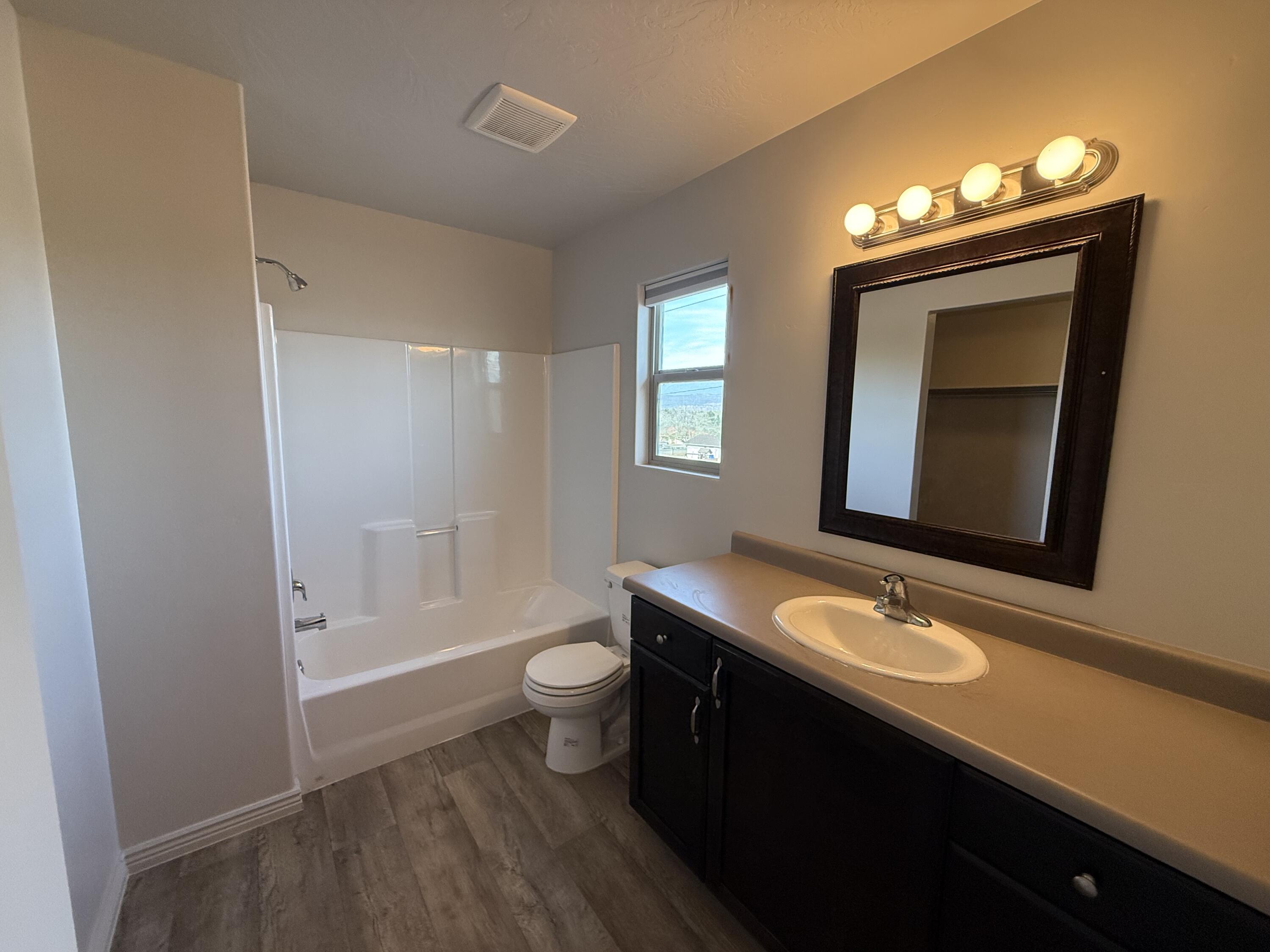 FOSSIL HILLS TH - Residential