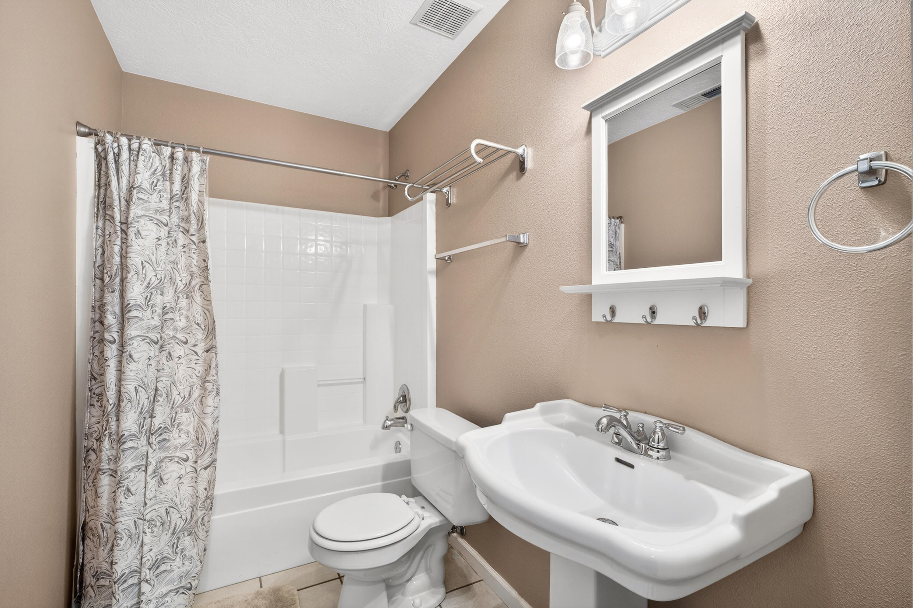 HURRICANE TOWNSITE - Residential