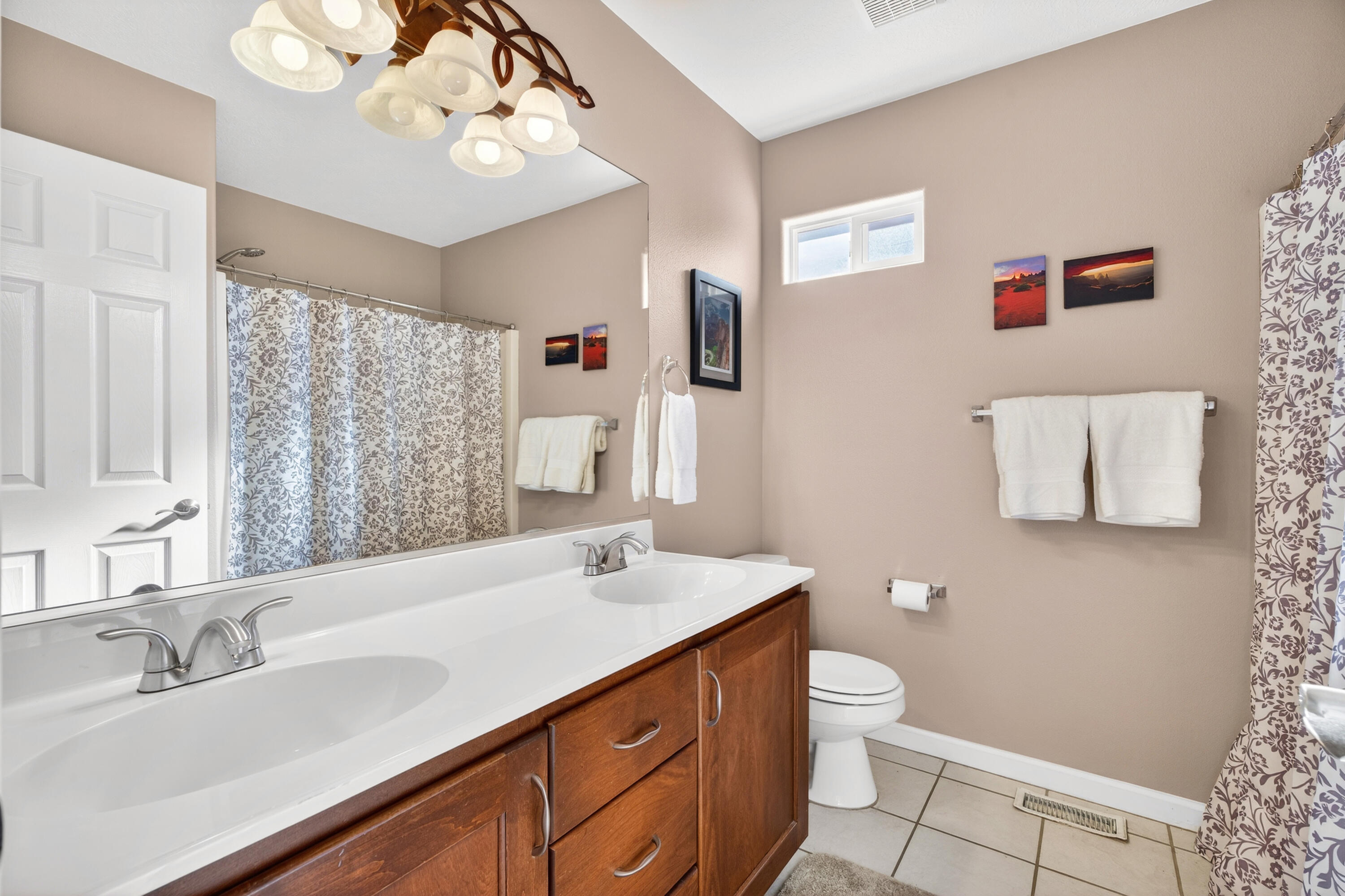 HURRICANE TOWNSITE - Residential