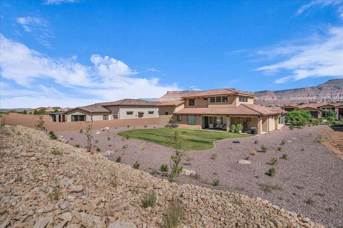 RIO DE SION - Residential