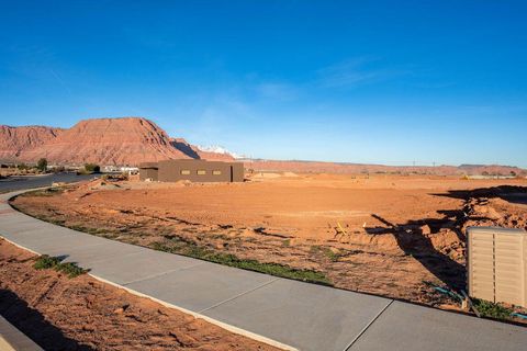 Tiny photo for 600 W Kwavasa, Ivins, UT 84738 (MLS # 25-260657)
