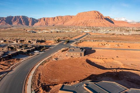 Tiny photo for 600 W Kwavasa, Ivins, UT 84738 (MLS # 25-260657)