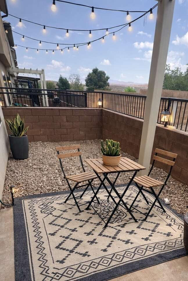 10 DIAGONAL CONDOS - Residential