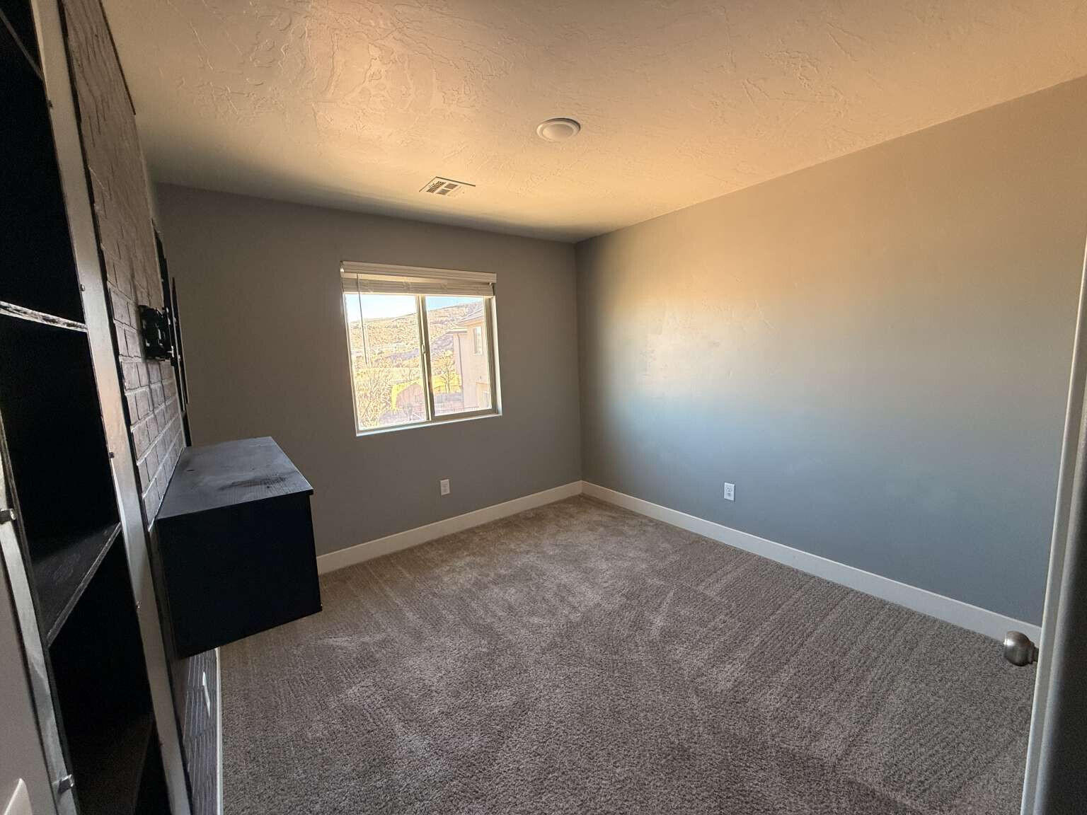 10 DIAGONAL CONDOS - Residential