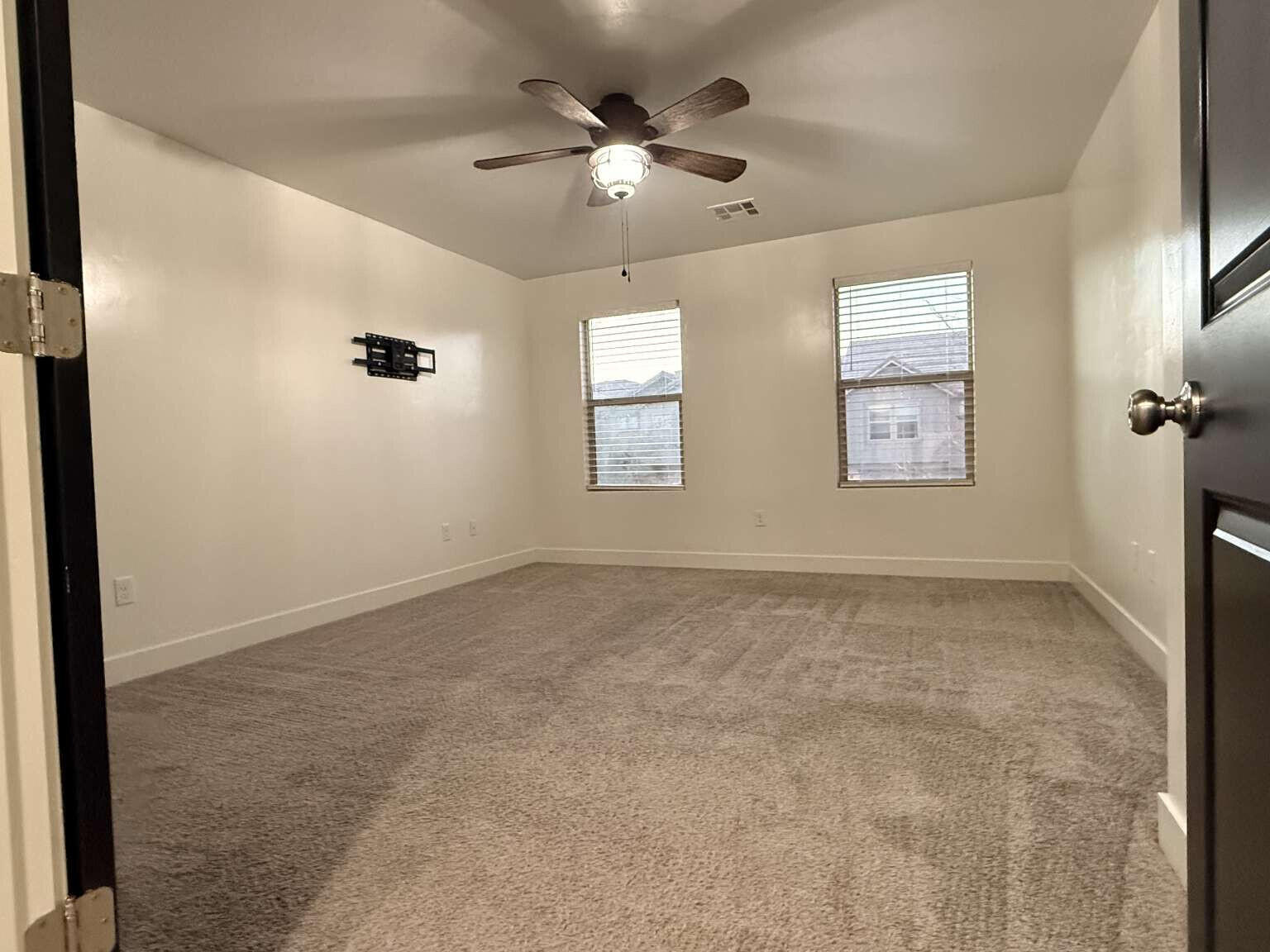 10 DIAGONAL CONDOS - Residential